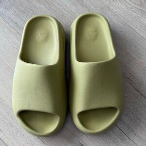 Yeezy Slides